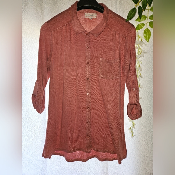 💵3/$20 Pink Rose Lightweight Mauve Button UpShirt - Picture 6 of 15